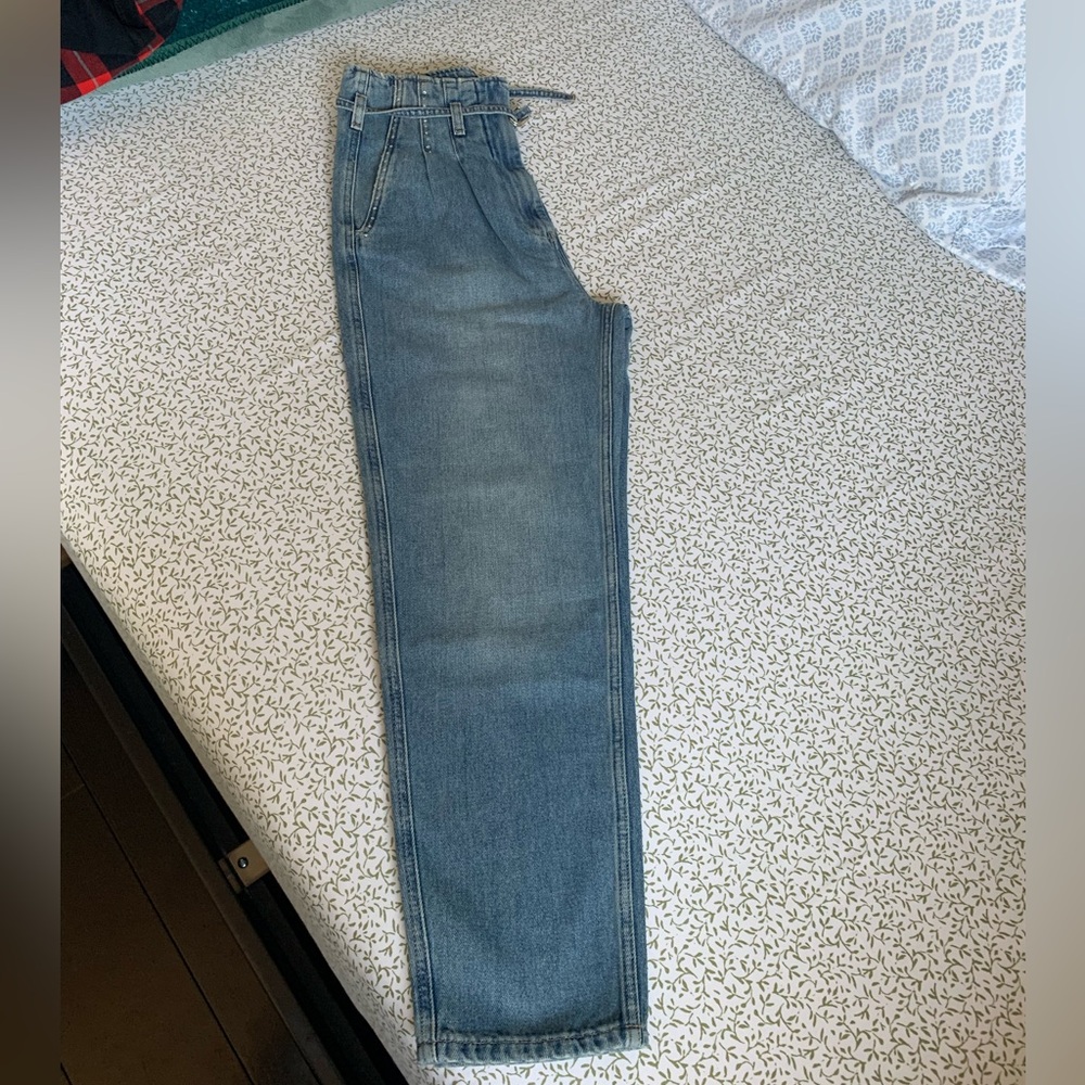 NOCTURNE
Women's High-Waisted Mom
Jeans 👖‼️‼️ - Picture 5 of 13